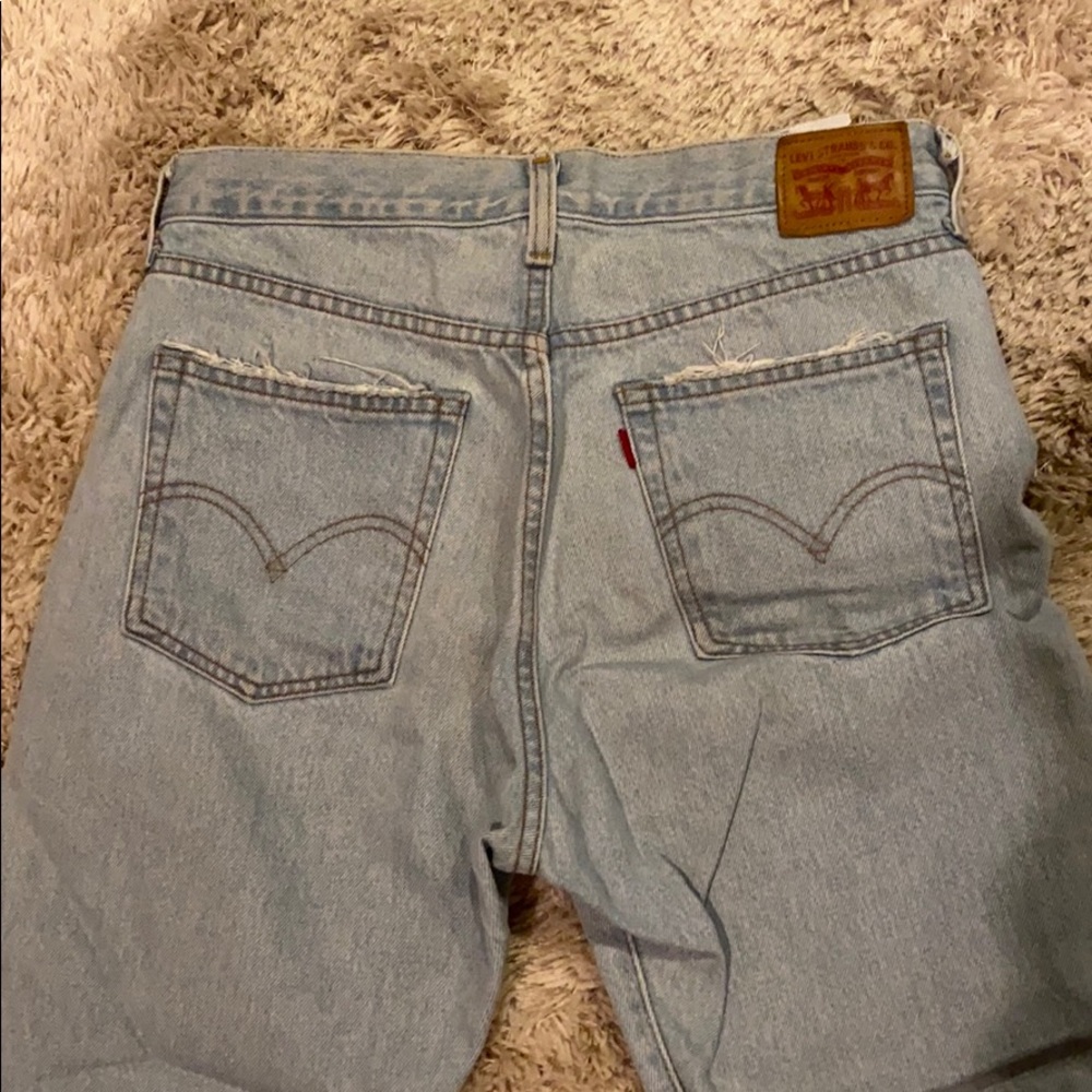 Light Washed Levi Vintage Jeans
